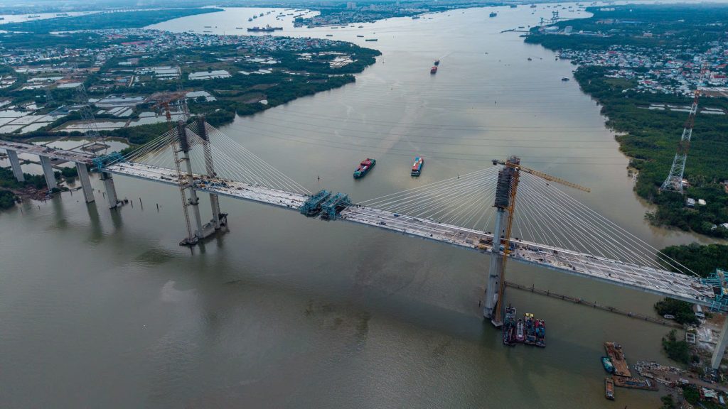 Siêu cầu Phước Khánh chuẩn bị hợp long
